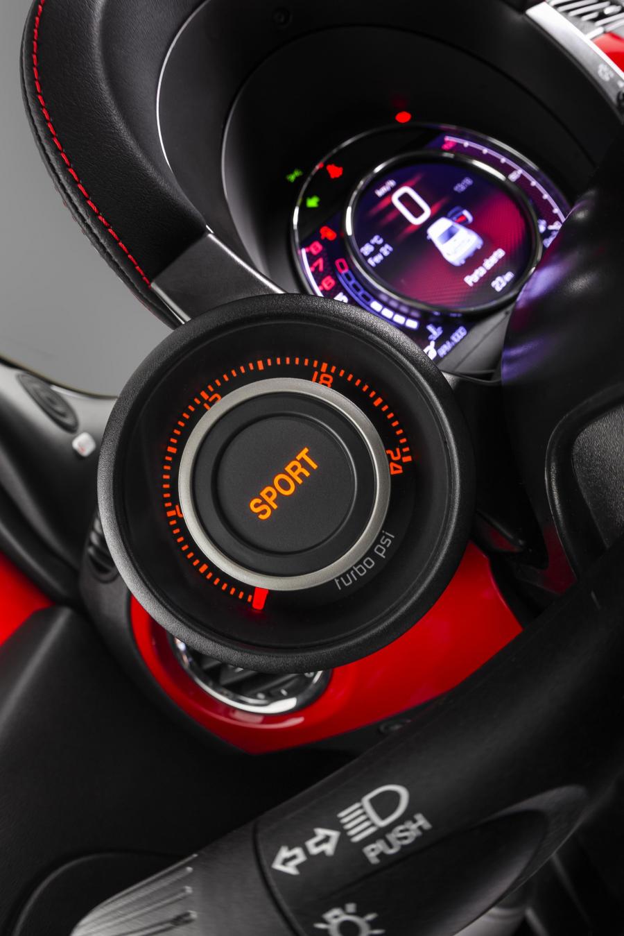 Панель приборов Fiat 500 Abarth (312) 2014 года  (BR) (фото 2 из 30)